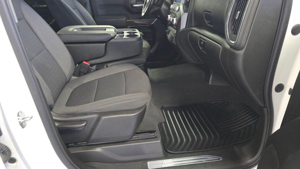 used 2022 GMC Sierra 2500 car, priced at $45,475