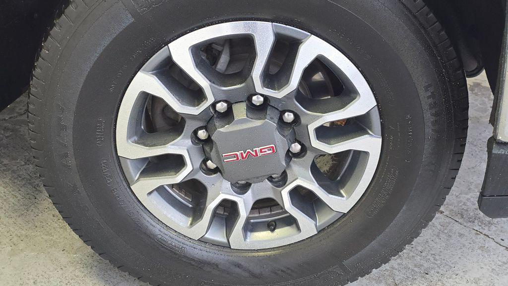 used 2022 GMC Sierra 2500 car, priced at $45,475