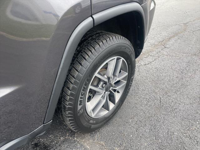 used 2020 Jeep Grand Cherokee car, priced at $18,525