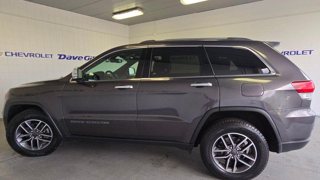 used 2020 Jeep Grand Cherokee car, priced at $17,645