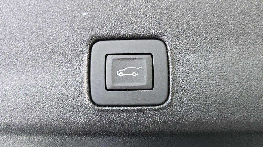 used 2025 Chevrolet TrailBlazer car, priced at $29,995