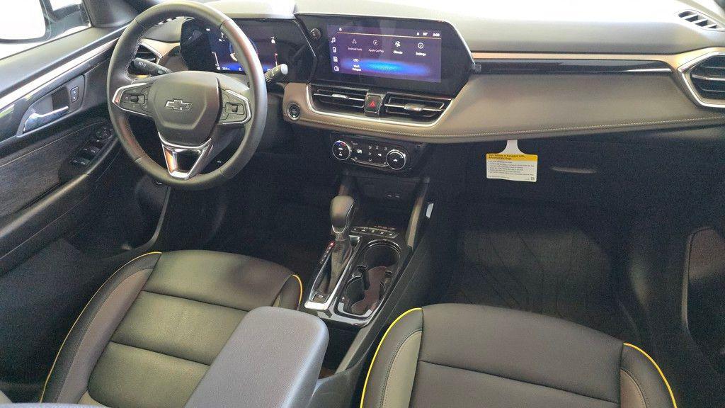 used 2025 Chevrolet TrailBlazer car, priced at $29,995