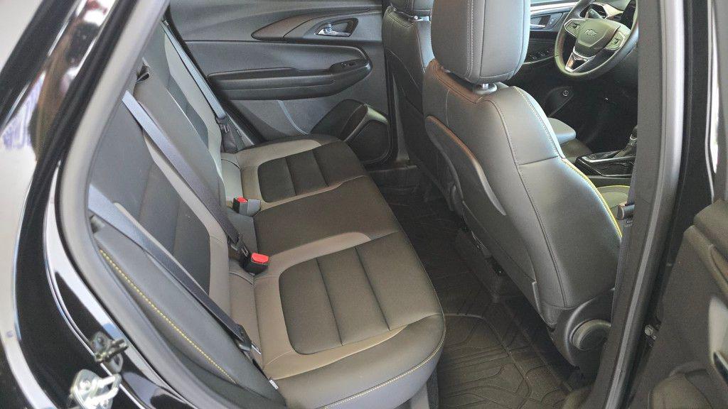 used 2025 Chevrolet TrailBlazer car, priced at $29,995