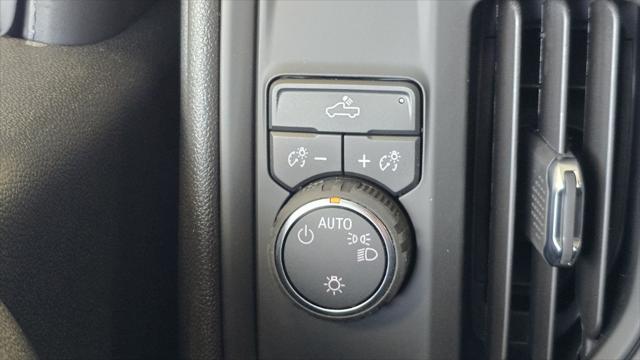 new 2025 Chevrolet Silverado 1500 car, priced at $38,602