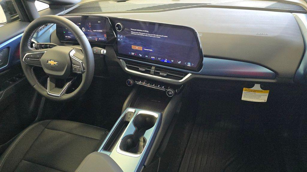 new 2025 Chevrolet Equinox EV car, priced at $43,285