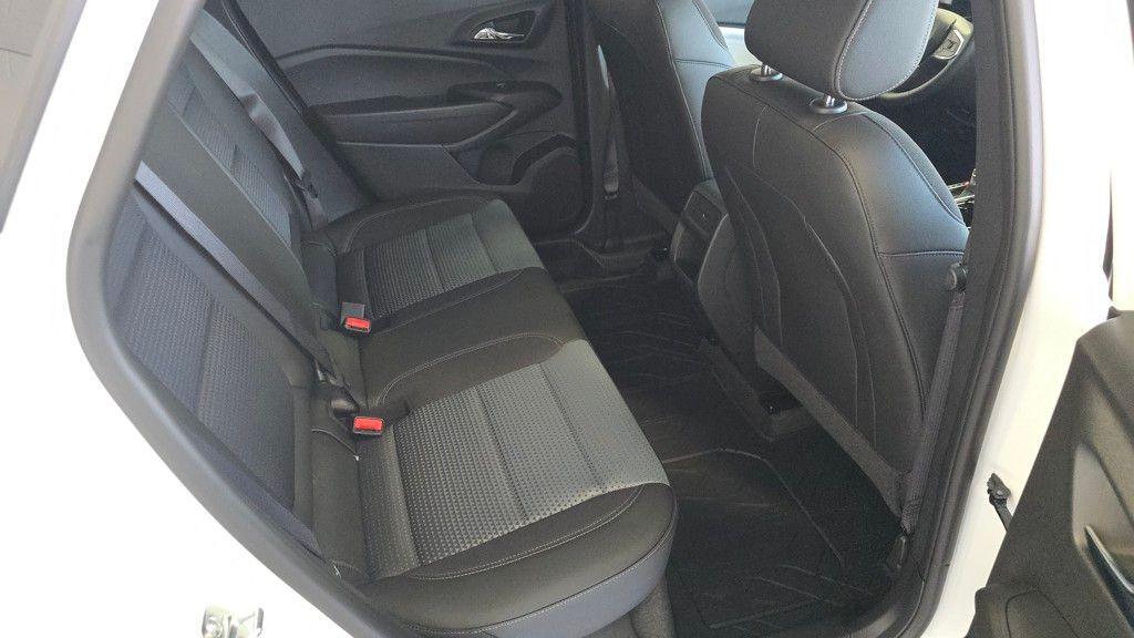 new 2025 Chevrolet Trax car, priced at $26,000