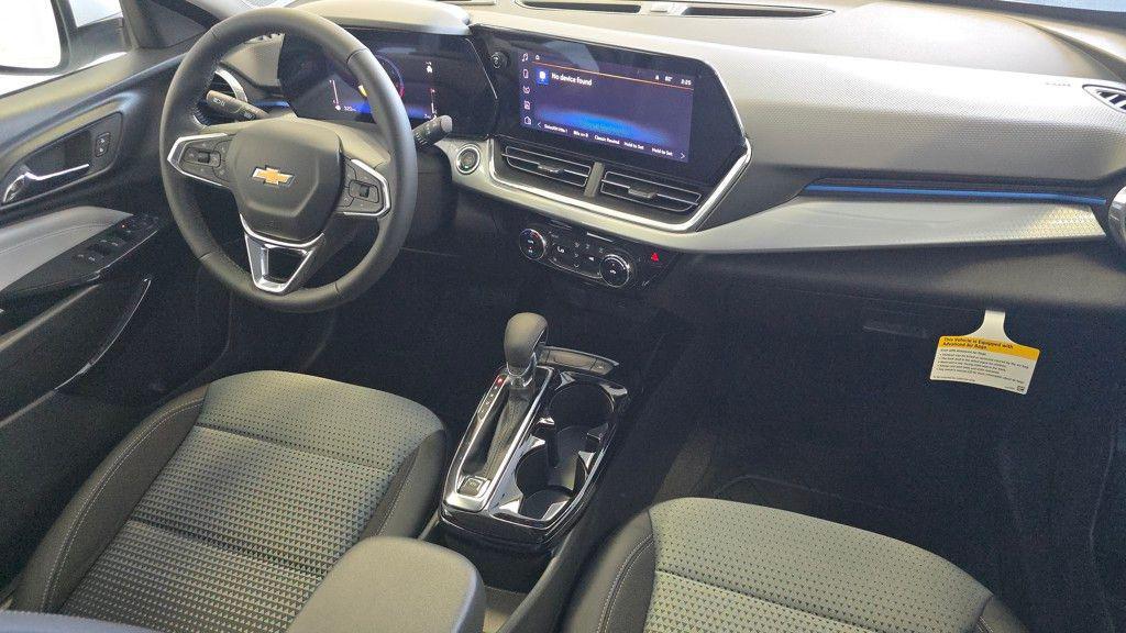 new 2025 Chevrolet Trax car, priced at $26,000