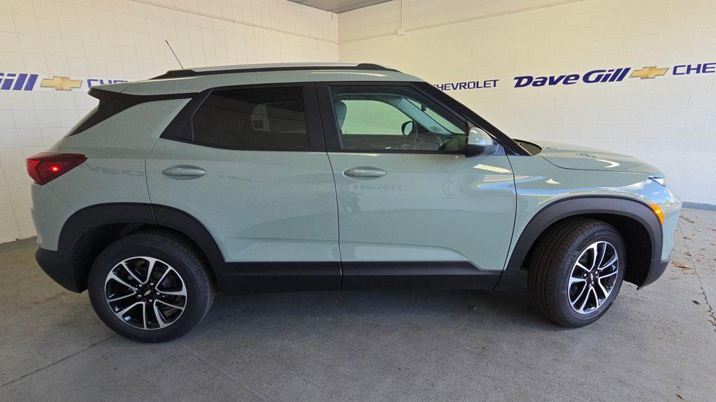 new 2026 Chevrolet TrailBlazer car, priced at $30,005