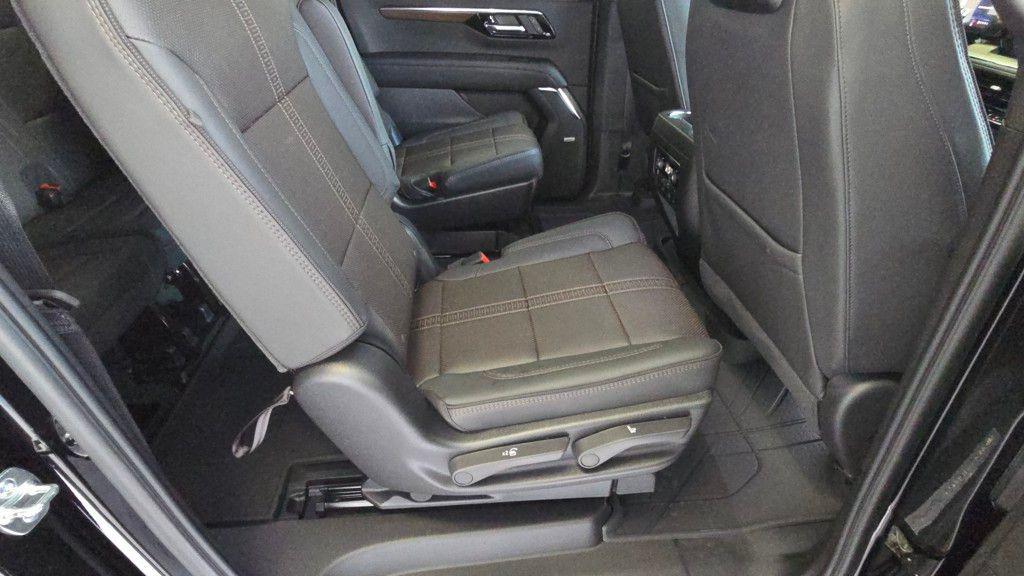 new 2025 Chevrolet Suburban car, priced at $97,260