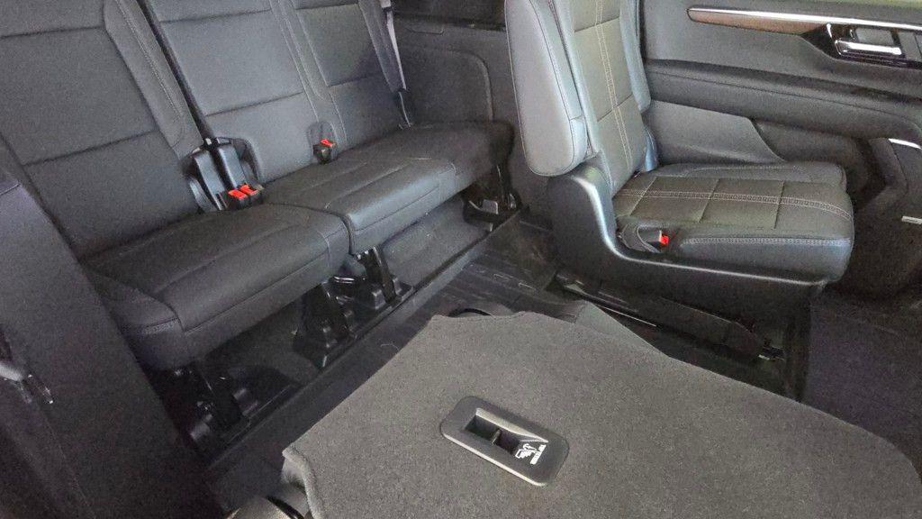new 2025 Chevrolet Suburban car, priced at $97,260