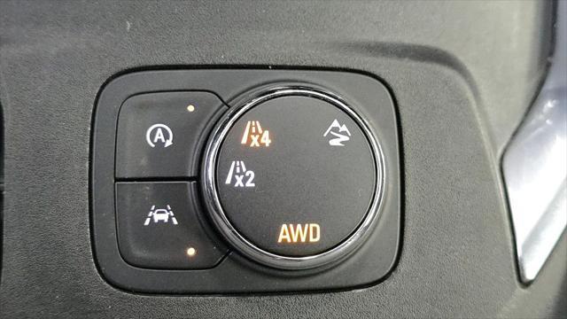 used 2023 Chevrolet Traverse car, priced at $30,985