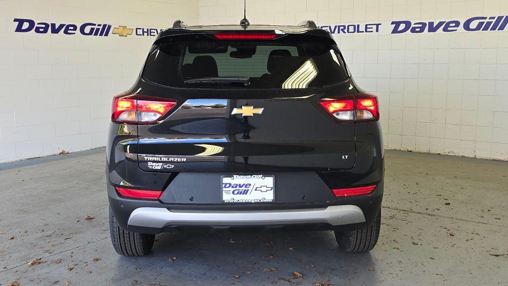 new 2026 Chevrolet TrailBlazer car, priced at $30,005