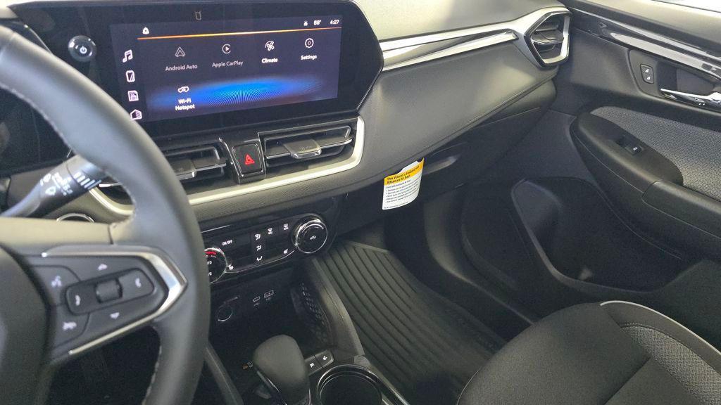 new 2026 Chevrolet TrailBlazer car, priced at $30,005