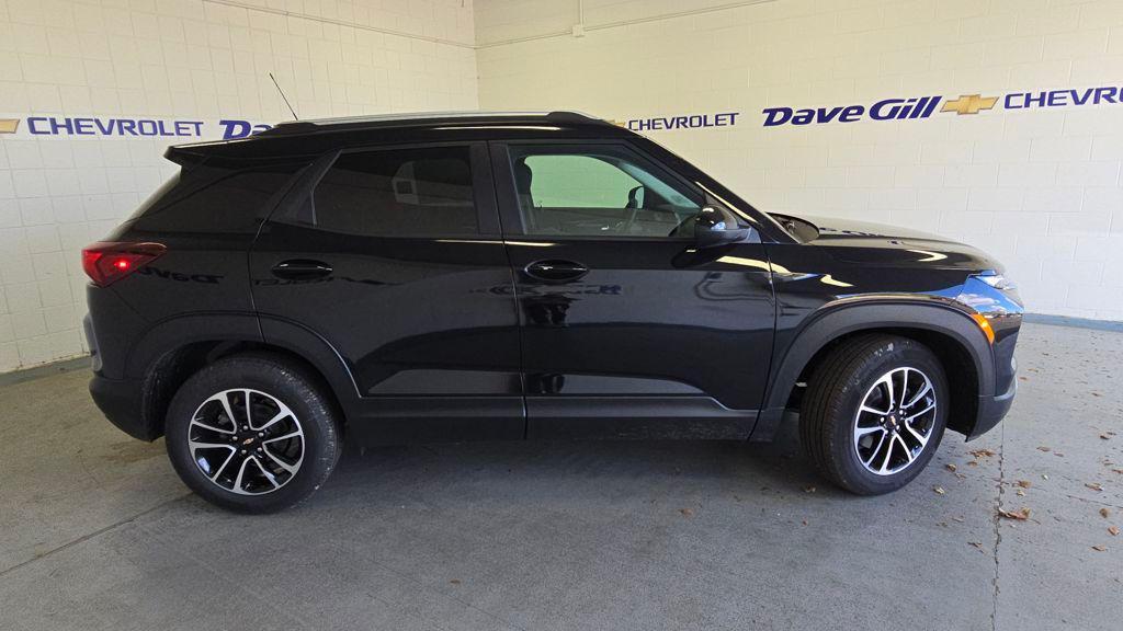 new 2026 Chevrolet TrailBlazer car, priced at $30,005