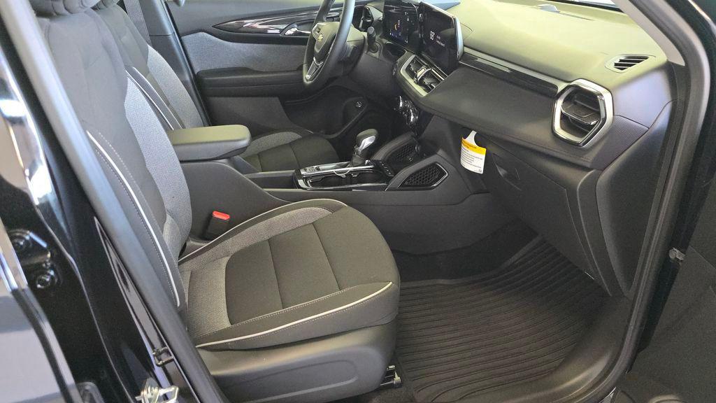 new 2026 Chevrolet TrailBlazer car, priced at $30,005