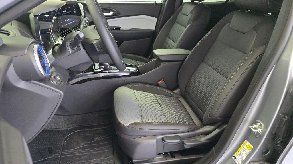 new 2026 Chevrolet Trax car, priced at $26,600
