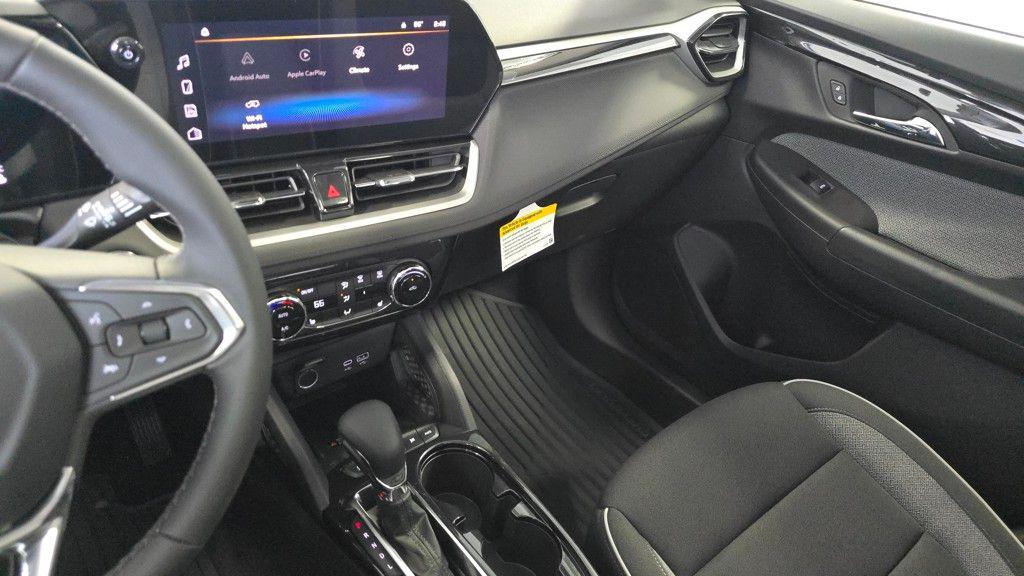 new 2026 Chevrolet TrailBlazer car, priced at $30,606