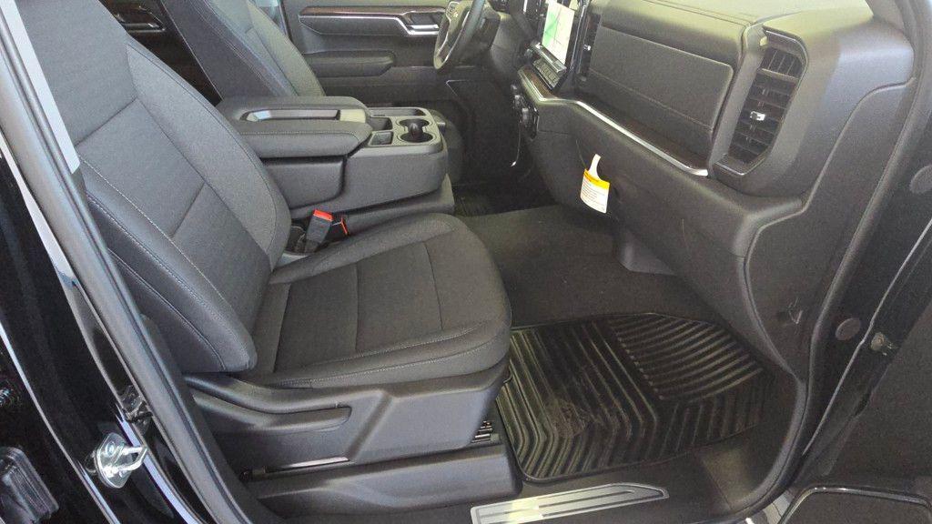 new 2025 Chevrolet Silverado 1500 car, priced at $50,896