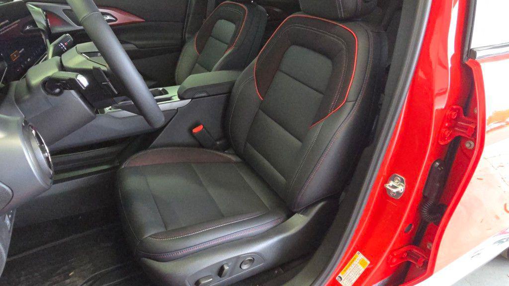new 2025 Chevrolet Equinox EV car, priced at $44,705