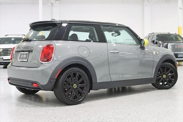 used 2021 MINI Hardtop car, priced at $18,900
