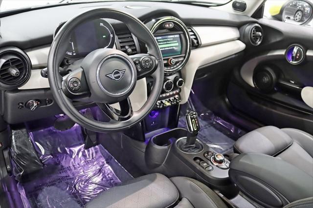 used 2021 MINI Hardtop car, priced at $18,900