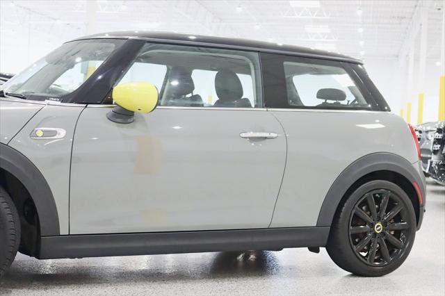 used 2021 MINI Hardtop car, priced at $18,900