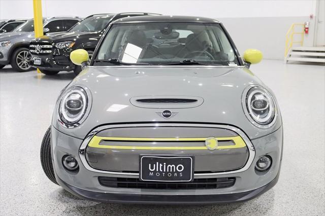 used 2021 MINI Hardtop car, priced at $18,900