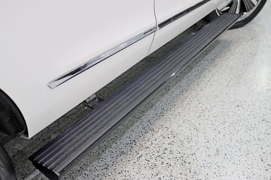 used 2019 Lincoln Navigator car, priced at $36,397