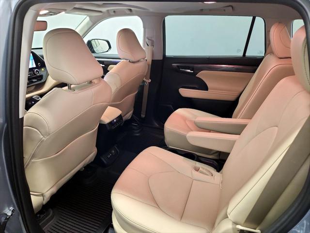 used 2023 Toyota Highlander Hybrid car, priced at $50,998