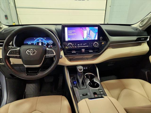 used 2023 Toyota Highlander Hybrid car, priced at $50,998