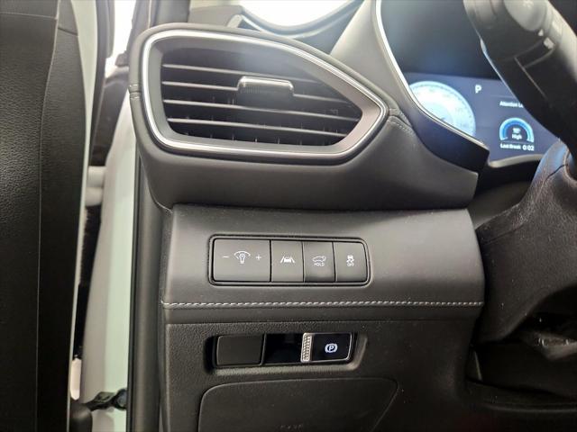 used 2022 Hyundai Santa Fe car, priced at $27,998