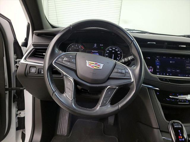used 2022 Cadillac XT5 car, priced at $29,998