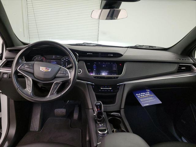 used 2022 Cadillac XT5 car, priced at $29,998