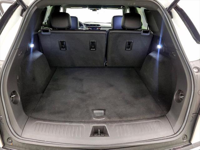used 2022 Cadillac XT5 car, priced at $29,998