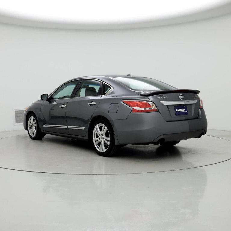 used 2015 Nissan Altima car, priced at $13,599