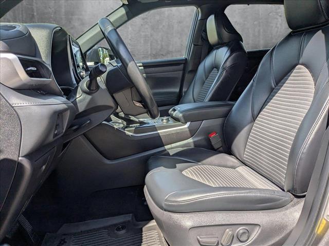 used 2022 Toyota Highlander car, priced at $39,928
