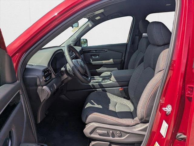 new 2025 Honda Pilot car, priced at $44,205