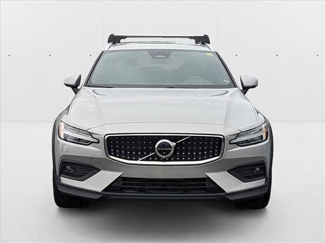 used 2023 Volvo V60 Cross Country car, priced at $35,984