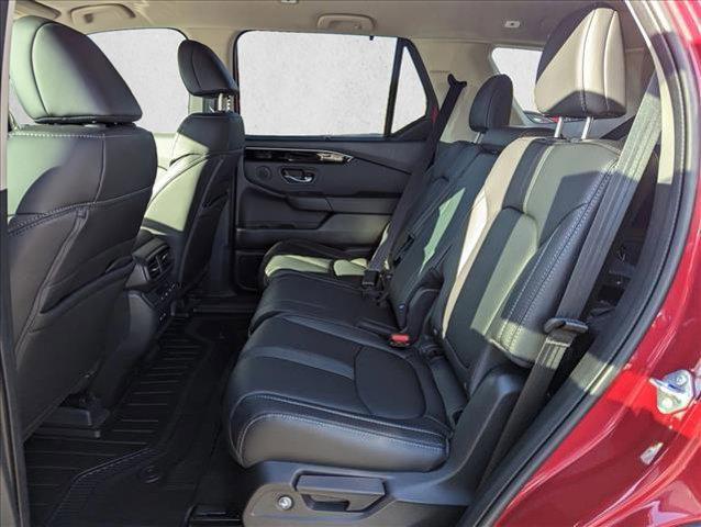 new 2025 Honda Pilot car, priced at $47,550