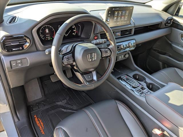 new 2025 Honda Pilot car, priced at $51,350