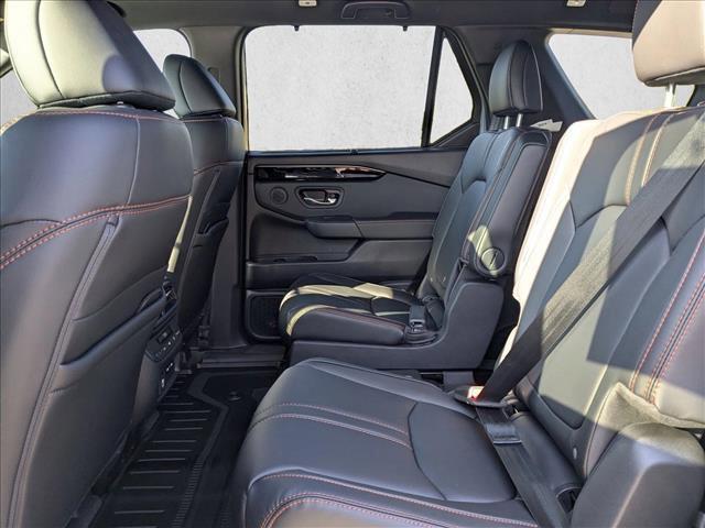 new 2025 Honda Pilot car, priced at $51,350