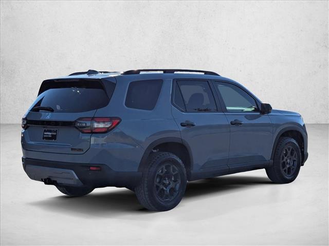 new 2025 Honda Pilot car, priced at $51,350