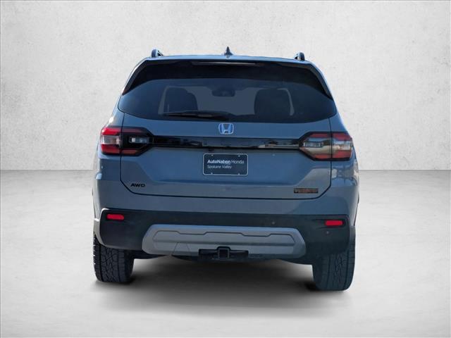new 2025 Honda Pilot car, priced at $51,350