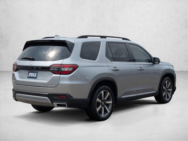 used 2023 Honda Pilot car, priced at $45,844
