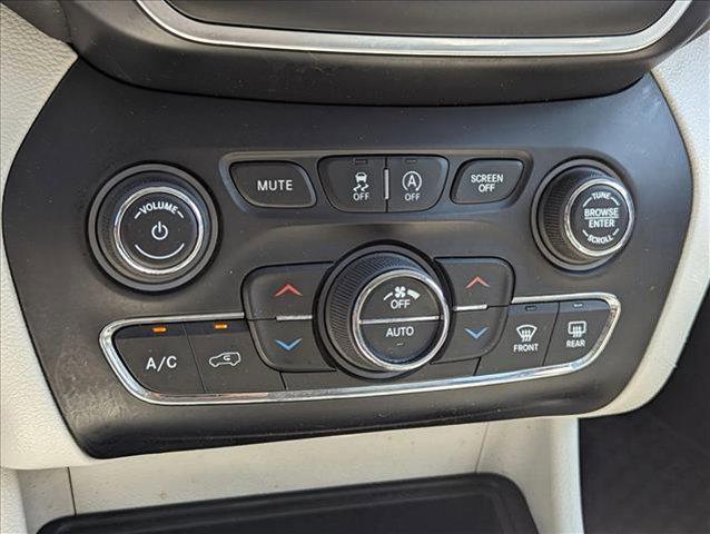 used 2020 Jeep Cherokee car, priced at $16,864