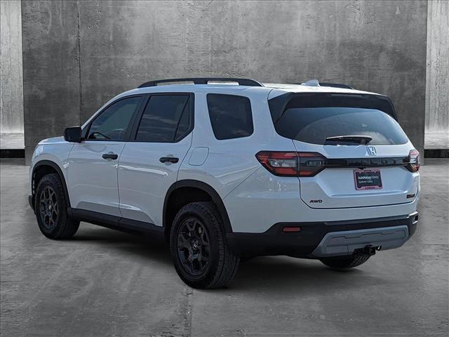 new 2025 Honda Pilot car, priced at $51,305