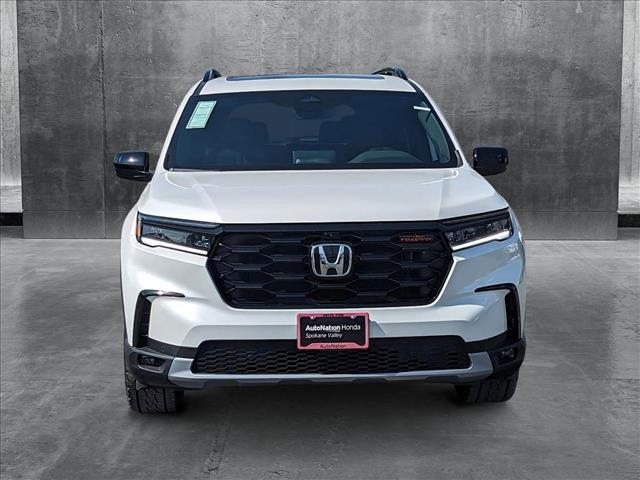 new 2025 Honda Pilot car, priced at $51,305