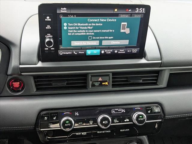 new 2025 Honda Pilot car, priced at $54,575