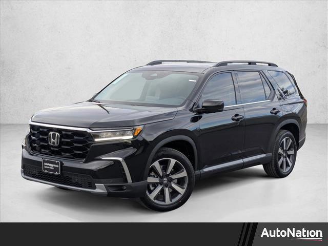 new 2025 Honda Pilot car, priced at $54,575