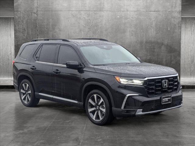 new 2025 Honda Pilot car, priced at $54,475